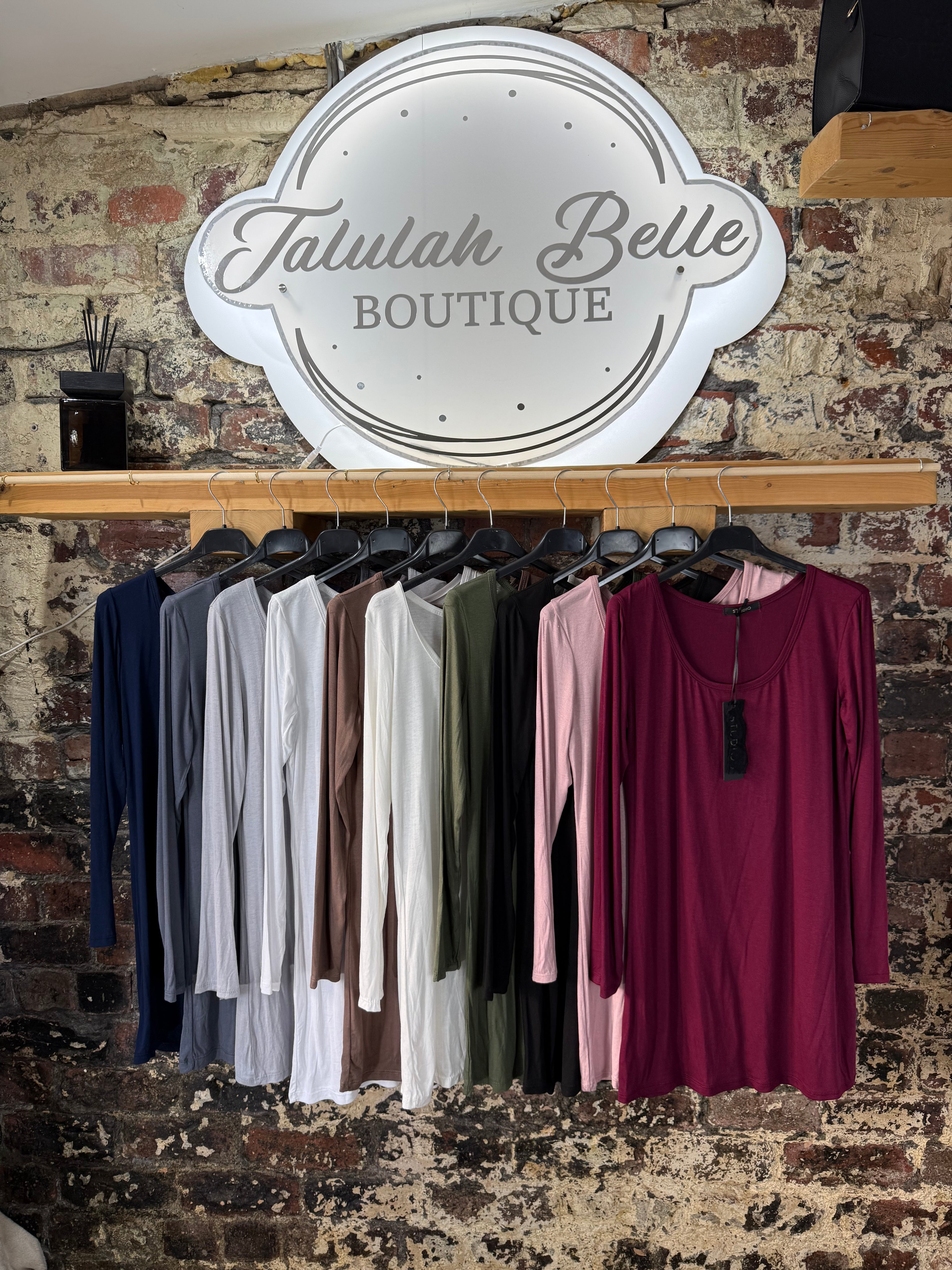 Premium long sleeved long bodied base layering vest
