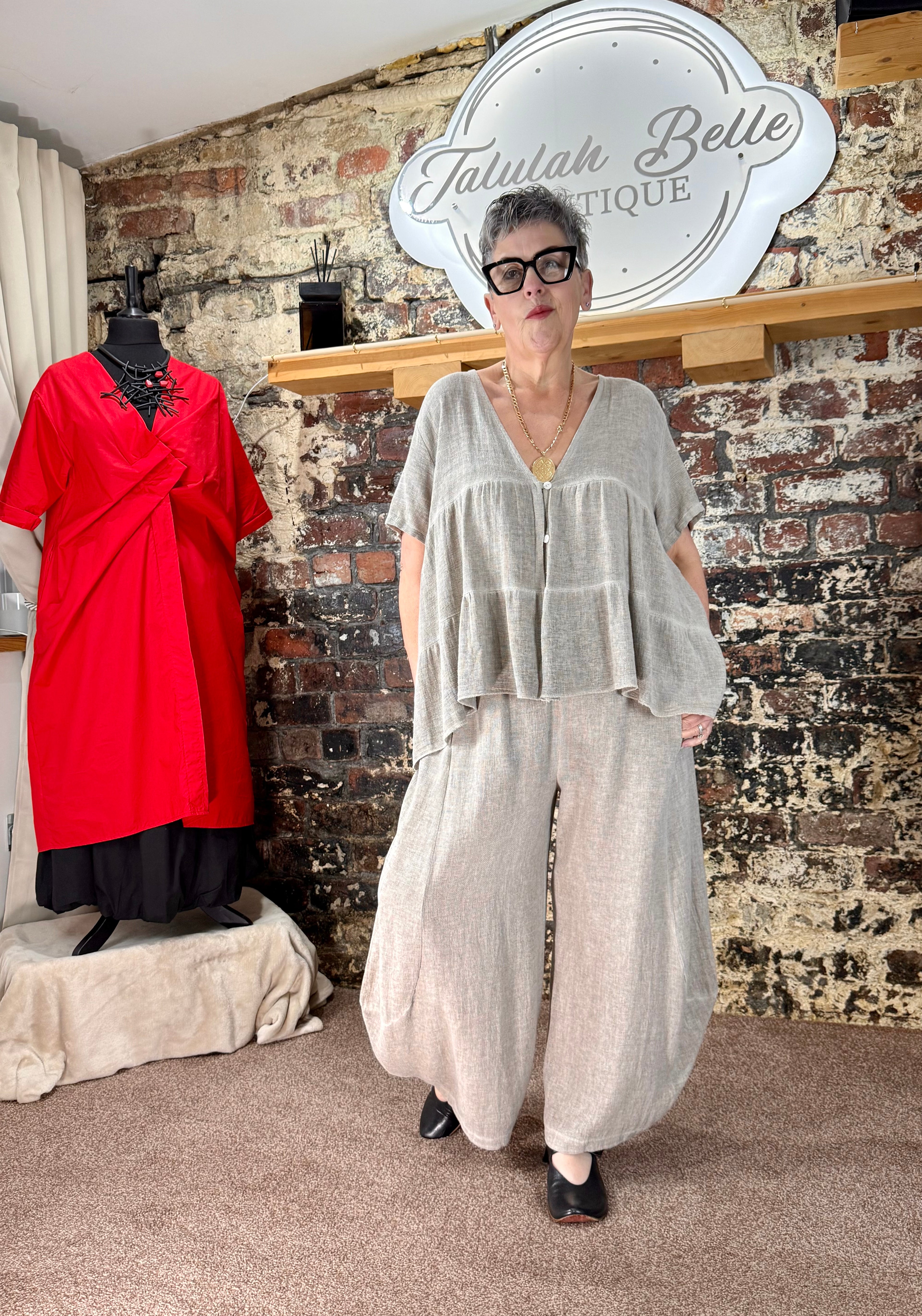 Linen & cotton mix barrel leg trousers