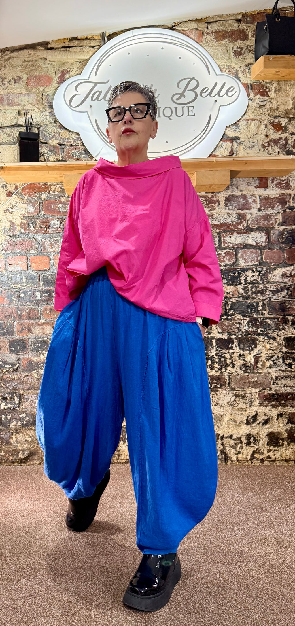 Boat neck cotton top