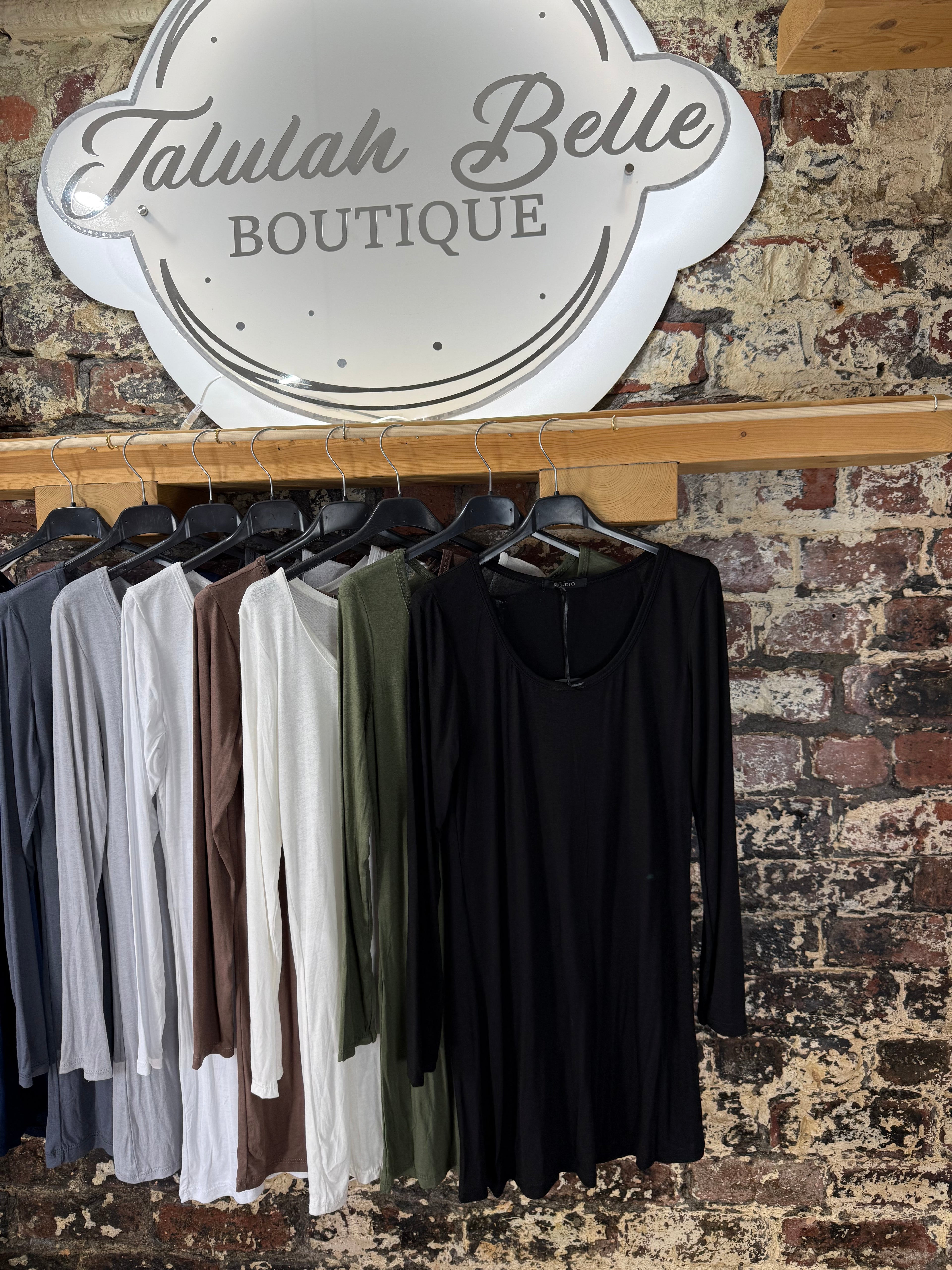 Premium long sleeved long bodied base layering vest