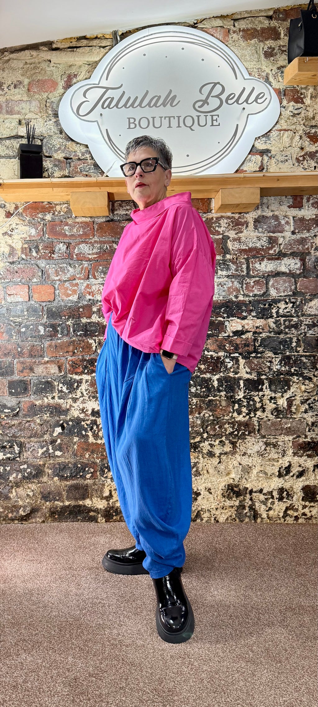 Boat neck cotton top