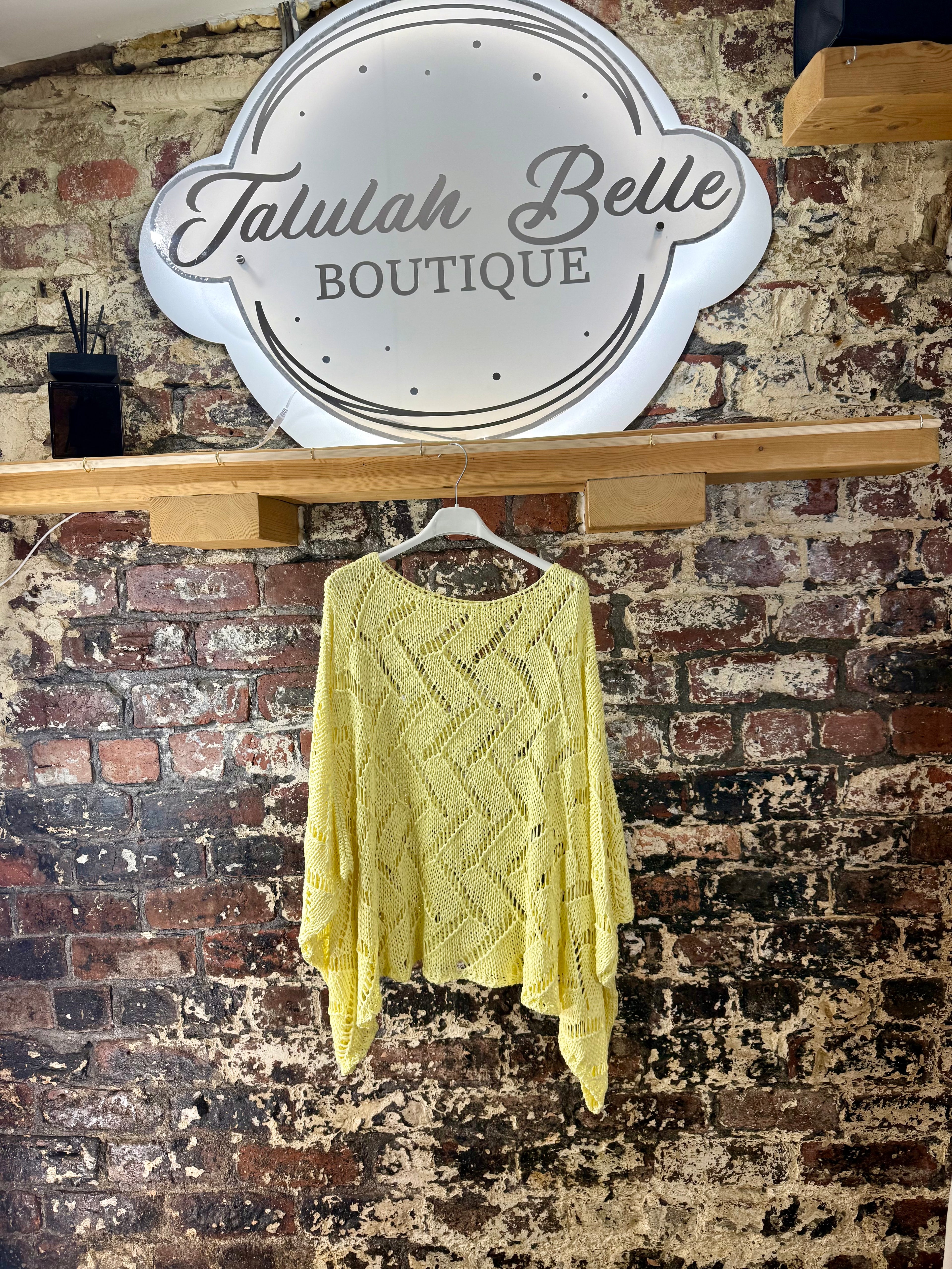 Oversized crochet knit