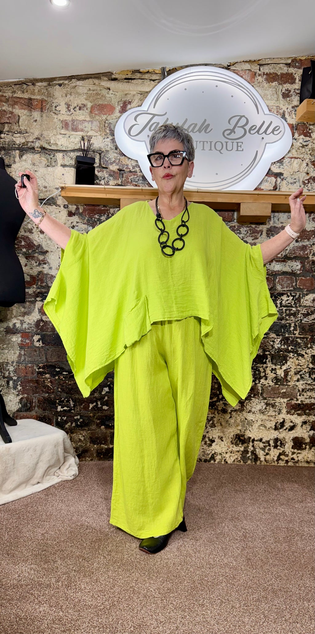 100% linen co-ord in lime