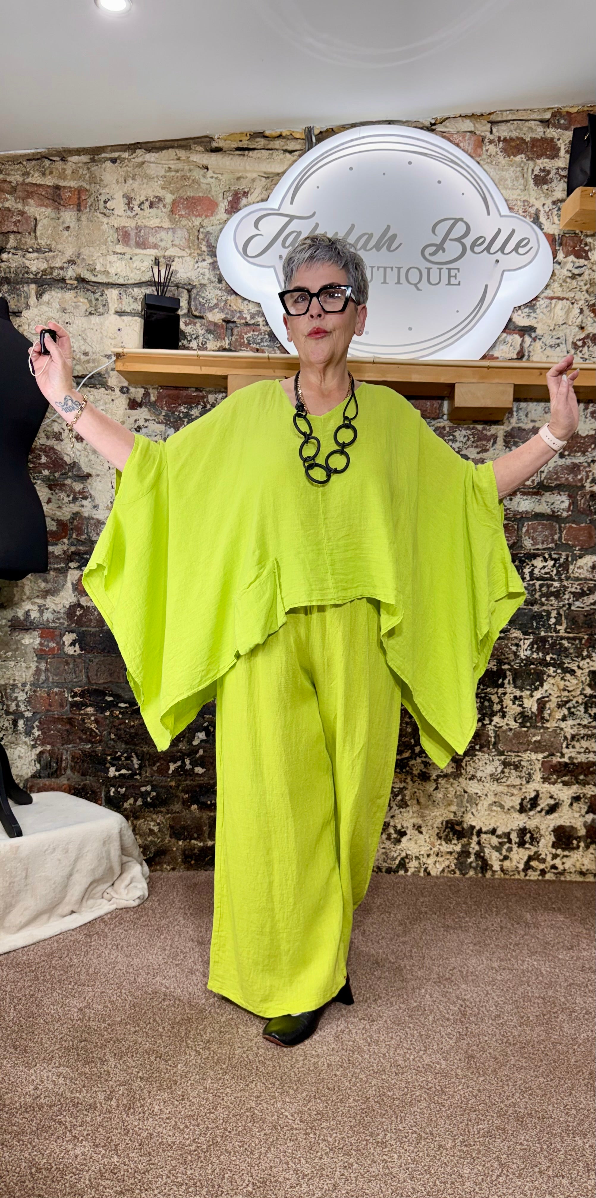 100% linen co-ord in lime