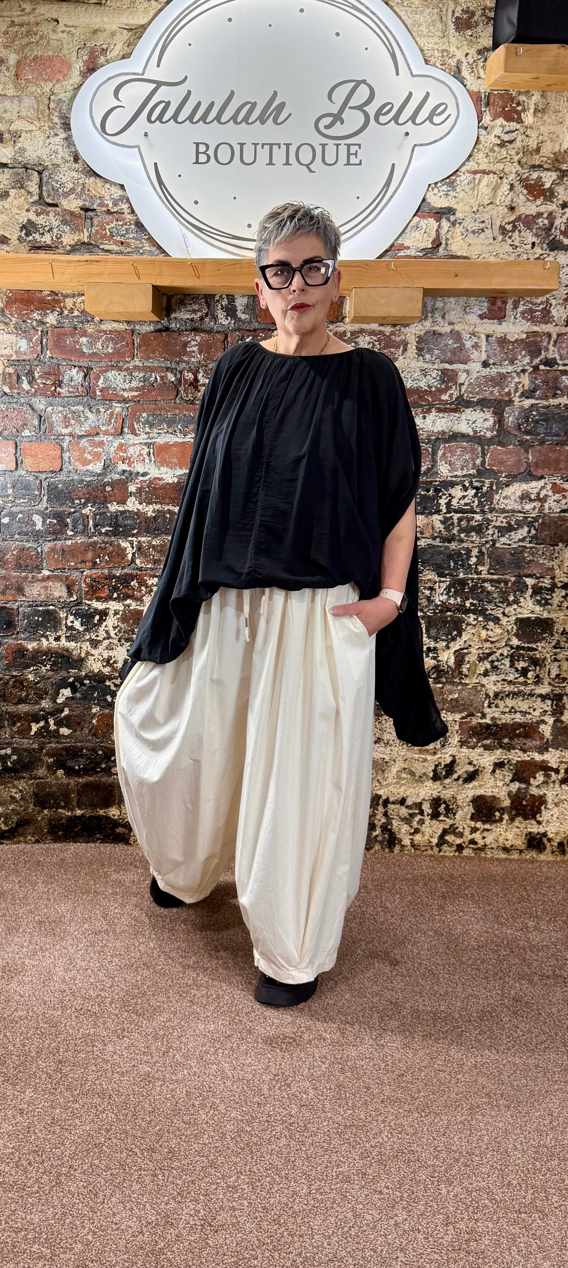 Toga top