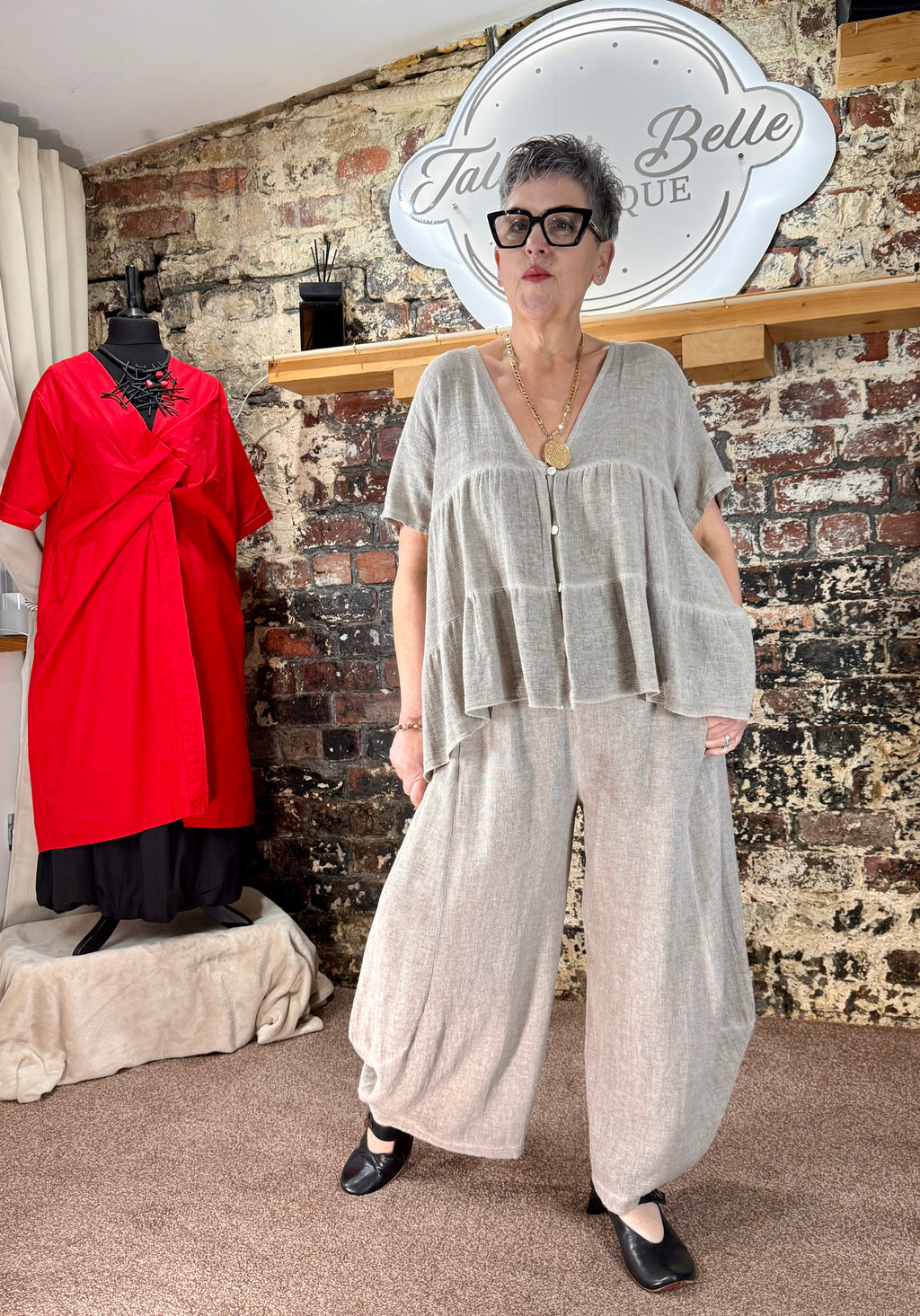 Linen & cotton mix barrel leg trousers