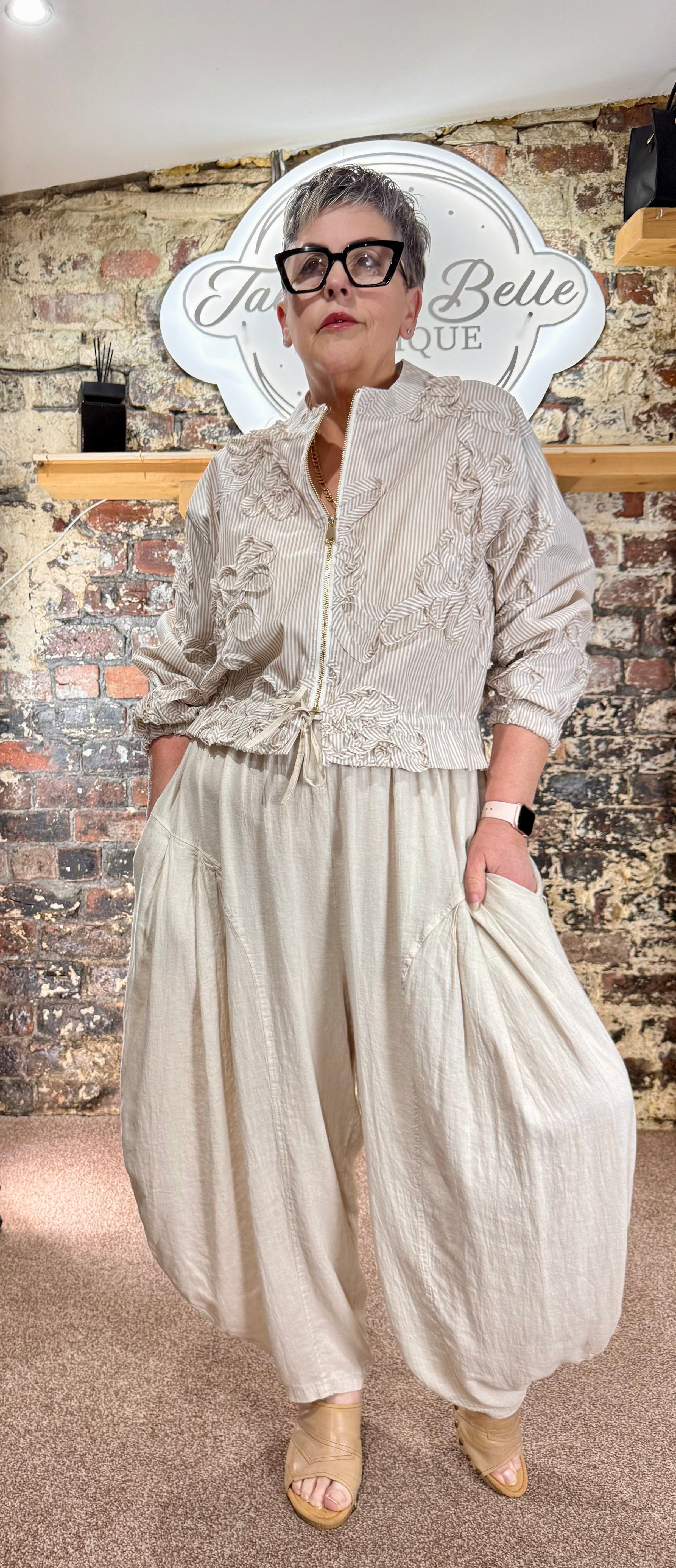Blouson appliqué jacket/top